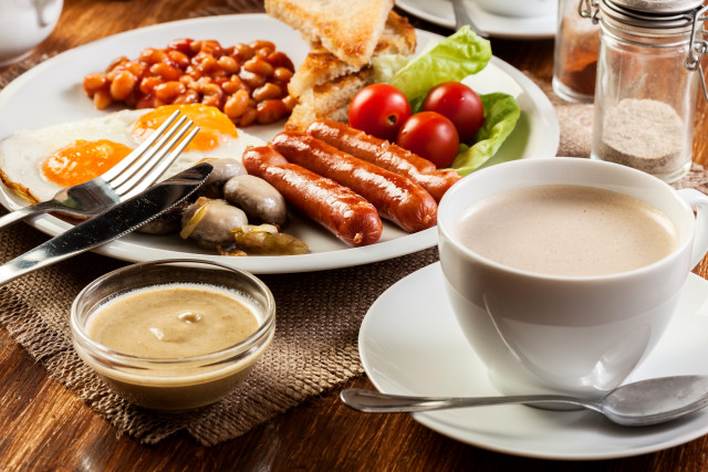 Plate food sausages eggs beans free wallpaper - medium preview image