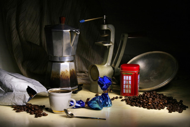 Coffee red phone booth silver free wallpaper - medium preview image