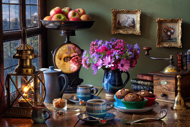 Still life vase flowers muffins free wallpaper - medium preview image