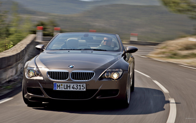 Silver car forest hillside motion free wallpaper - medium preview image