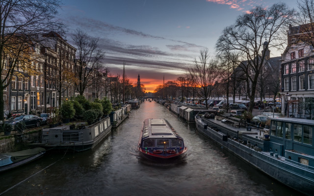Cityscape boat sunset tower tiltshift free wallpaper - medium preview image
