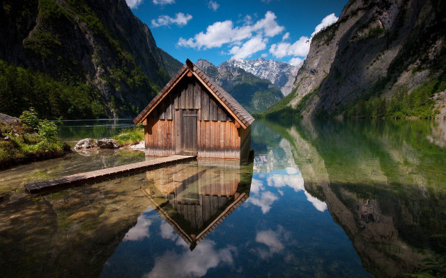 Small wooden cabin lake mountains #2 free wallpaper - medium preview image