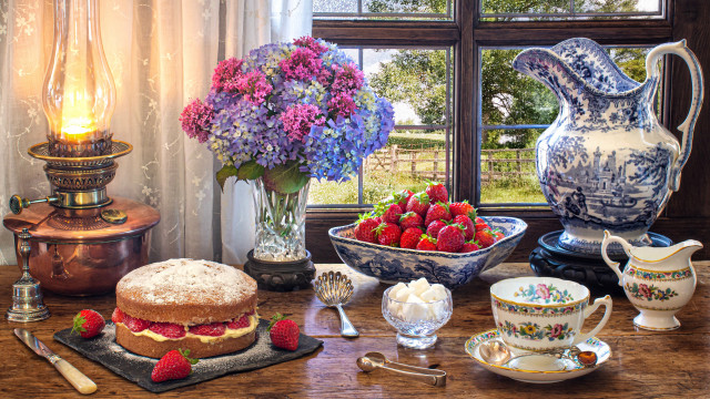 Table cake strawberry pie flowers free wallpaper - medium preview image