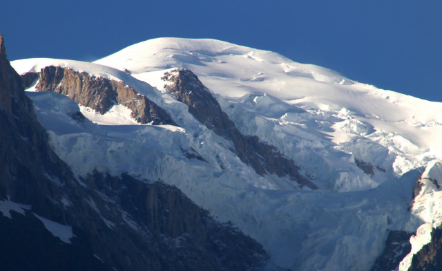 Snow mountain bird blue sky free wallpaper - medium preview image