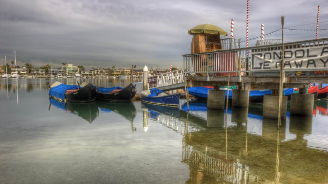 Dock boats end bay impressionist free wallpaper - medium preview image