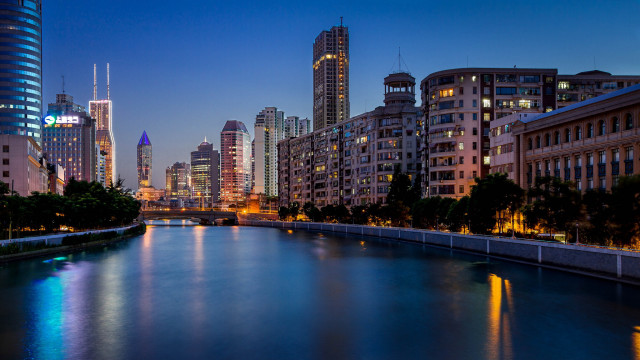 City river night bridge skyline free wallpaper - medium preview image