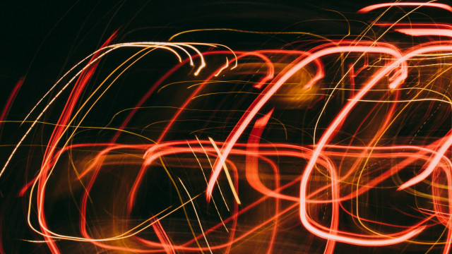 Blurry streetlight clocktower holography detailed free wallpaper - medium preview image