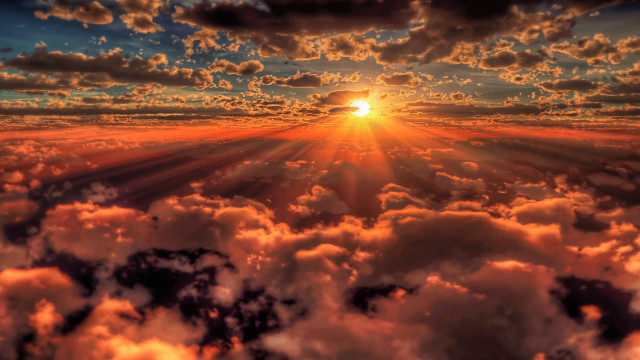 Sunset clouds crepuscular rays beach free wallpaper - medium preview image