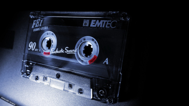 Cassette emtc eyes dau al free wallpaper - medium preview image