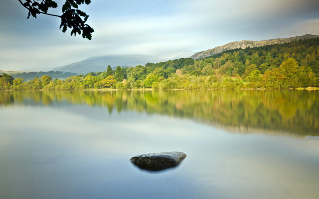 Lake rock mountain trees sky free wallpaper - medium preview image