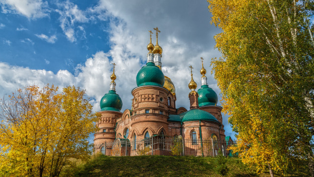 Large building green dome gold free wallpaper - medium preview image