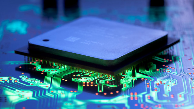 Processor chip circuit board lights free wallpaper - medium preview image