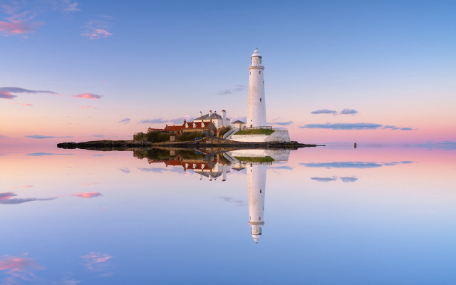 Lighthouse pink sky water jigsaw free wallpaper - medium preview image