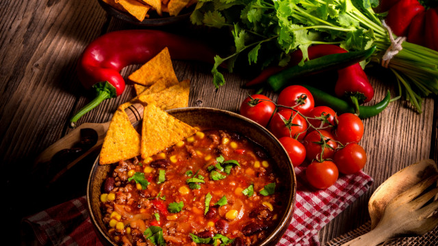 Bowl chili tortilla chips vegetables #2 free wallpaper - medium preview image