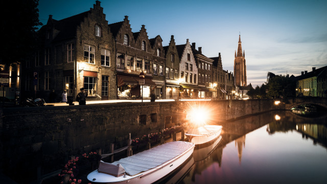 Night boat bridge cityscape architecture free wallpaper - medium preview image