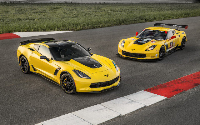 Corvette race track yellow red free wallpaper - medium preview image