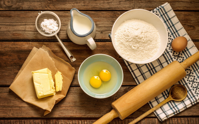 Wooden table bowls food rollingpin free wallpaper - medium preview image