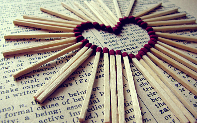 Heart matches book red beaded free wallpaper - medium preview image