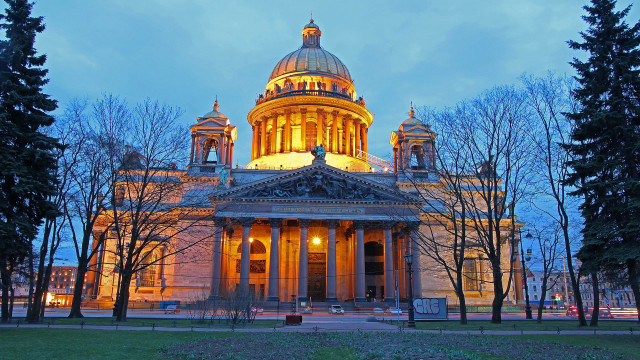 Dome lit night neoclassical autumn free wallpaper - medium preview image
