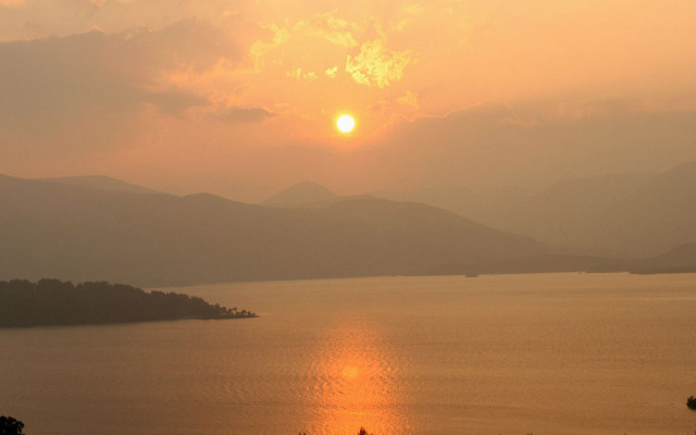 Sunset lake mountain bird hudson free wallpaper - medium preview image