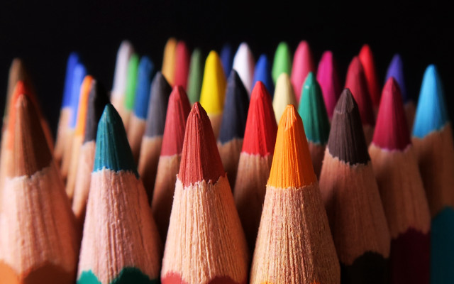 Colored pencils close up blurry #2 free wallpaper - medium preview image