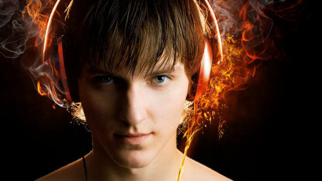 Fire woman embers magic flame free wallpaper - medium preview image