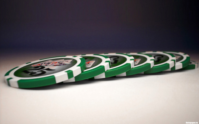 Green chip stack promo 3d free wallpaper - medium preview image