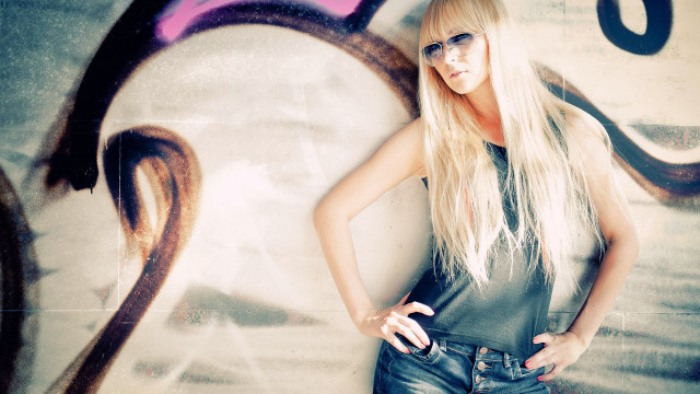 Woman graffiti fashion posing blonde free wallpaper - medium preview image