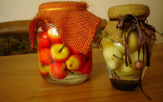 Apples jar burlapped bag autumn free wallpaper - medium preview image
