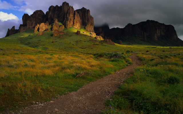 Dirt path grassy hill mountain free wallpaper - medium preview image