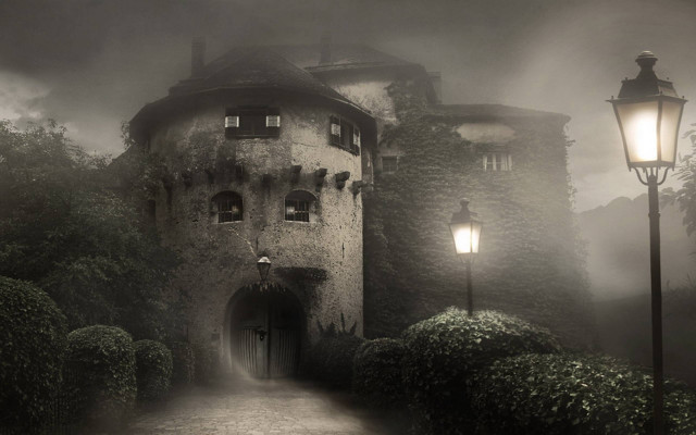 Creepy castle foggy night lamppost free wallpaper - medium preview image