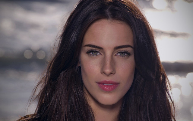 Aramenta longhair pinklipstick wateroutdoors photorealistic free wallpaper - medium preview image