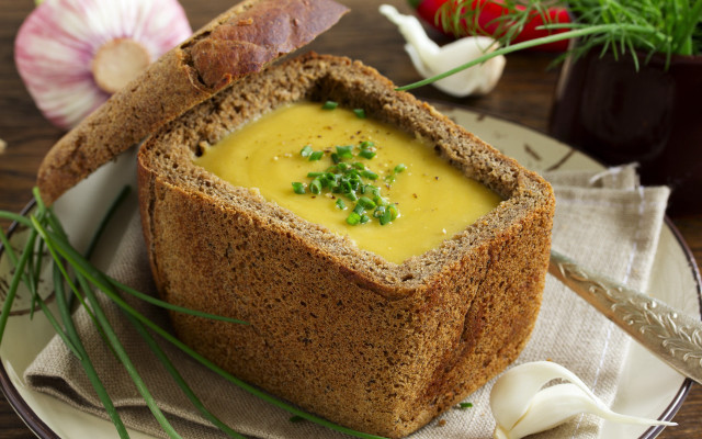 Soup bread garlic plate knife free wallpaper - medium preview image