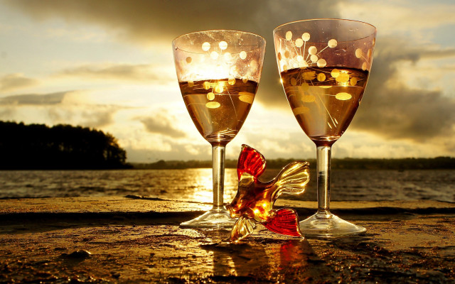 Wine glasses fish sunset beach free wallpaper - medium preview image