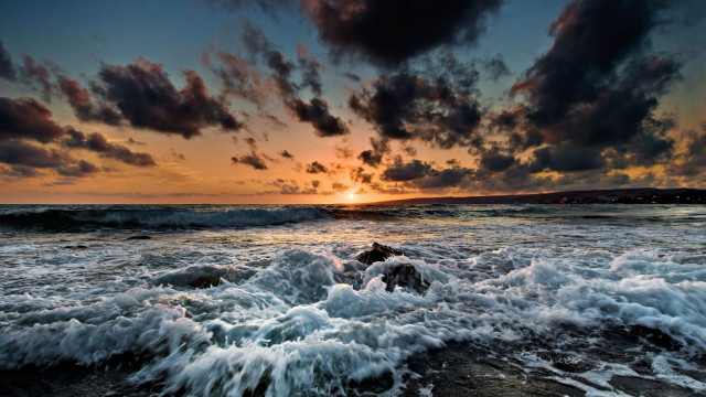 Sunset ocean waves shore person free wallpaper - medium preview image