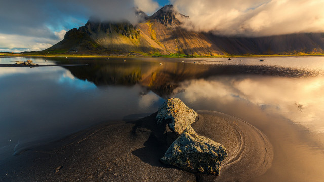 Mountain reflection lake rocks cloudy free wallpaper - medium preview image