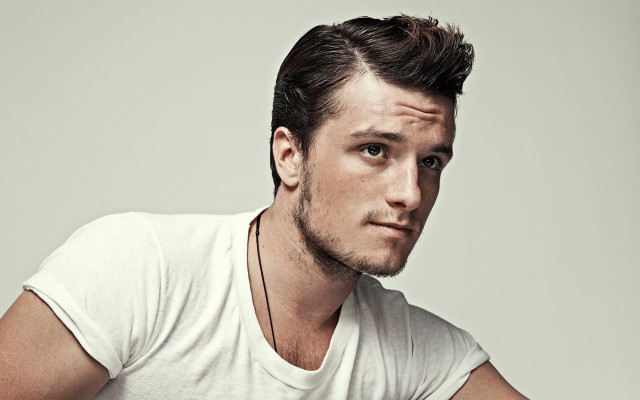 Man white shirt necklace serious free wallpaper - medium preview image