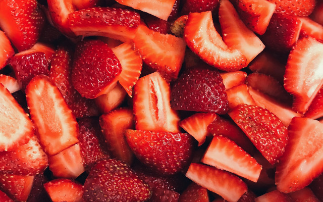 Strawberries bananas closeup food berry free wallpaper - medium preview image