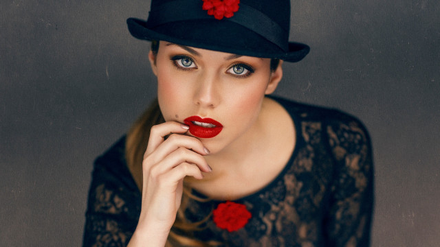 Woman red rose black hat free wallpaper - medium preview image