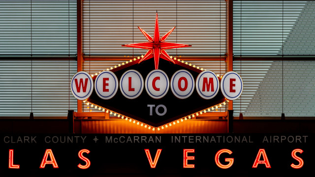 Welcome sign las vegas strip free wallpaper - medium preview image