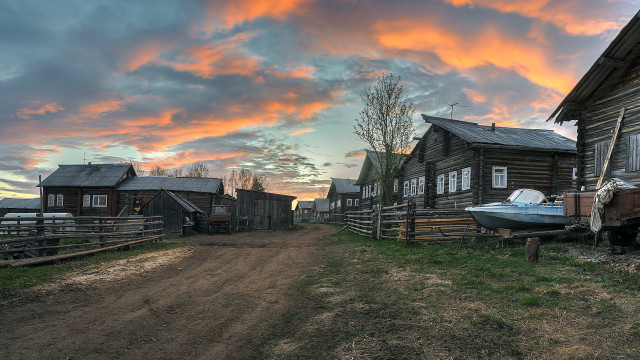 Dirt road boat wooden building free wallpaper - medium preview image