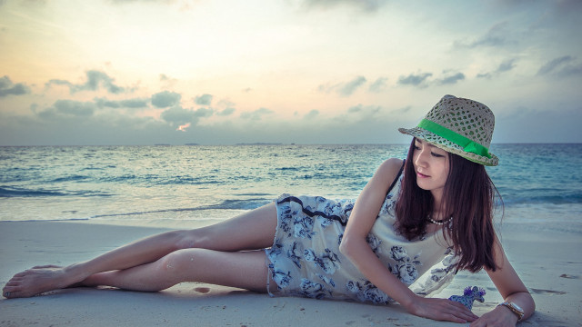 Woman beach hat dress flower free wallpaper - medium preview image