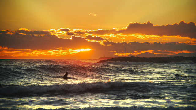 Surfing sunset ocean wave beach free wallpaper - medium preview image