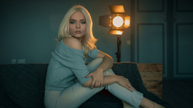 Elina karimova couch room studio free wallpaper - medium preview image