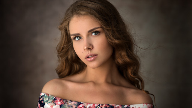 Woman long hair floral dress free wallpaper - medium preview image