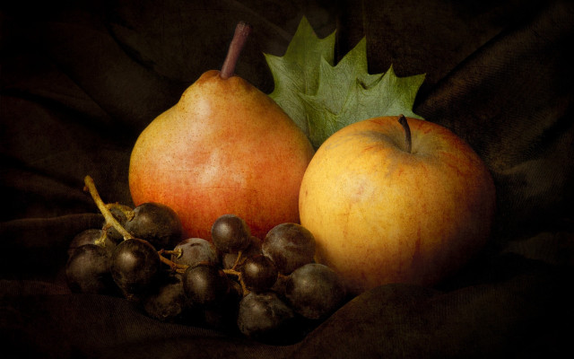 Pear grapes cloth green leaf free wallpaper - medium preview image