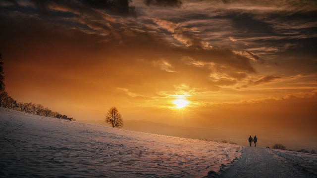 Snowy path dusk cityscape lighthouse free wallpaper - medium preview image