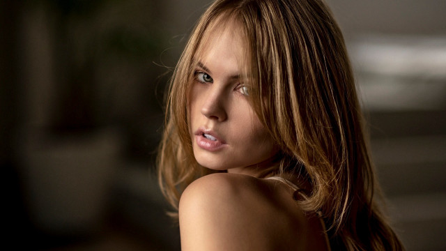 Woman longhair white shirt portrait #4 free wallpaper - medium preview image