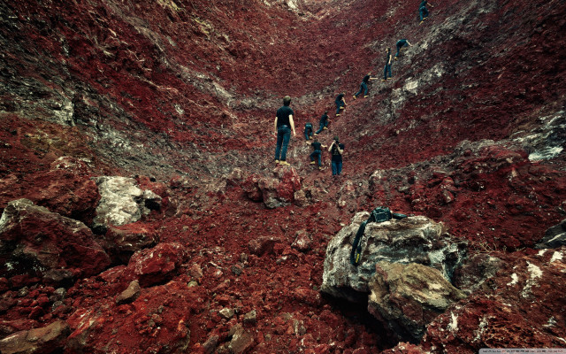 Mountain group reddirt rocks sky free wallpaper - medium preview image