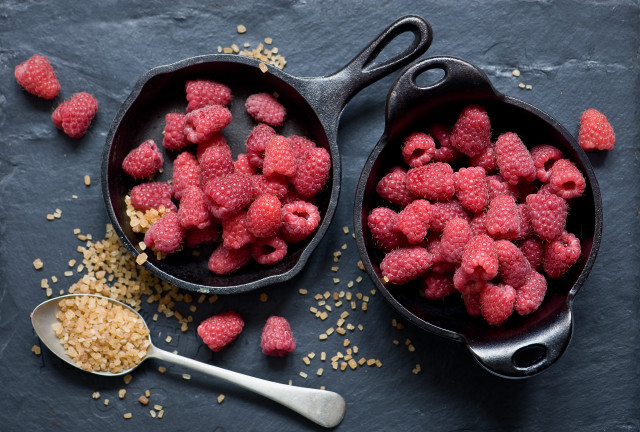 Raspberries spoon oats food photography free wallpaper - medium preview image